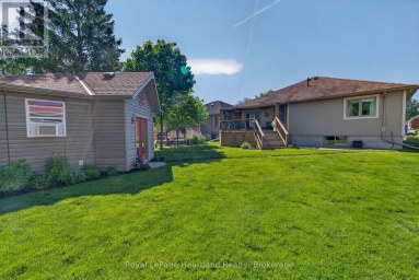 86 HURON STREET W South Huron (Exeter) Ontario photo 42