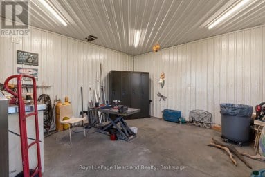 86 HURON STREET W South Huron (Exeter) Ontario photo 44
