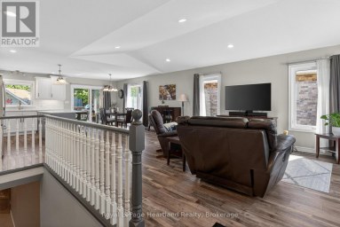 86 HURON STREET W South Huron (Exeter) Ontario photo 6