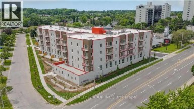 301 WESTMOUNT ROAD W Kitchener Ontario photo 6