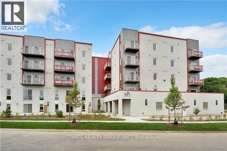 301 WESTMOUNT ROAD W, Kitchener, Ontario, N2M1S3