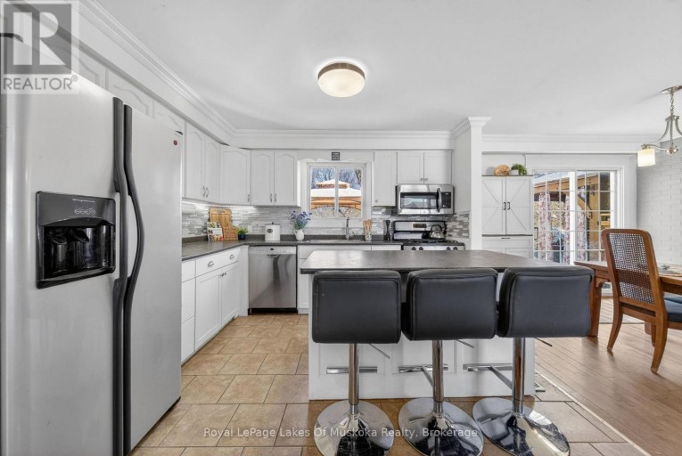 271 LAKELAND CRESCENT, Brock (Beaverton), Ontario, L0K1A0