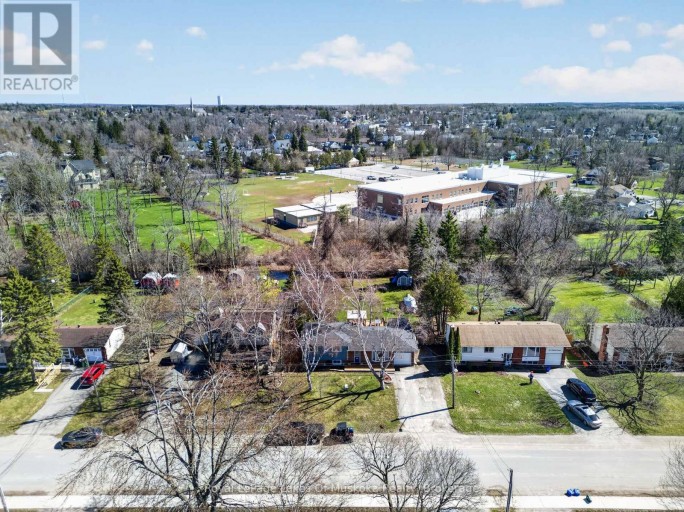 271 LAKELAND CRESCENT, Brock (Beaverton), Ontario, L0K1A0