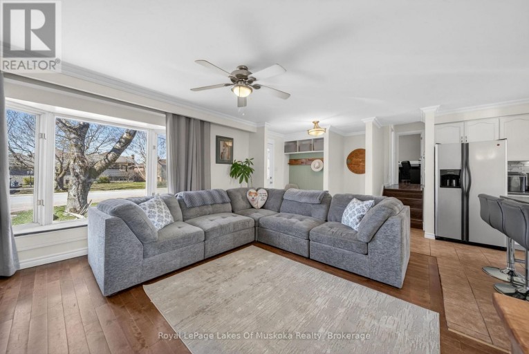 271 LAKELAND CRESCENT, Brock (Beaverton), Ontario, L0K1A0