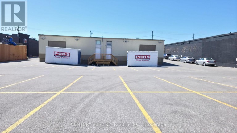 32 PROGRESS AVENUE, Toronto (Dorset Park), Ontario, M1P2Y4