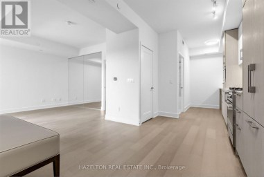 606 - 8 MANOR ROAD W Toronto (Yonge-Eglinton) Ontario photo 3