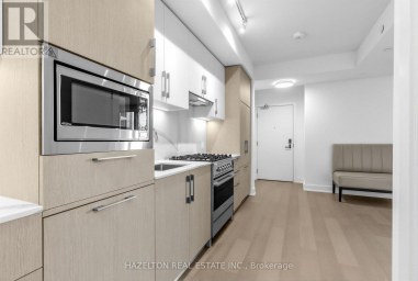 606 - 8 MANOR ROAD W Toronto (Yonge-Eglinton) Ontario photo 5