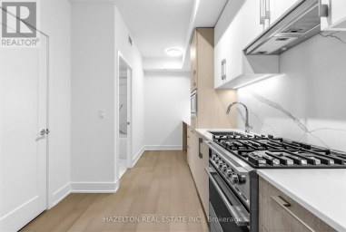 606 - 8 MANOR ROAD W Toronto (Yonge-Eglinton) Ontario photo 6