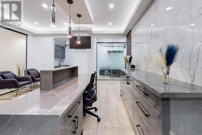 202A - 755 QUEENSWAY ROAD E, Mississauga (Dixie), Ontario, L4Y4C5