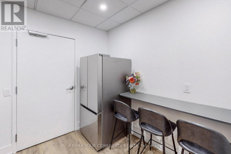 202A - 755 QUEENSWAY ROAD E, Mississauga (Dixie), Ontario, L4Y4C5