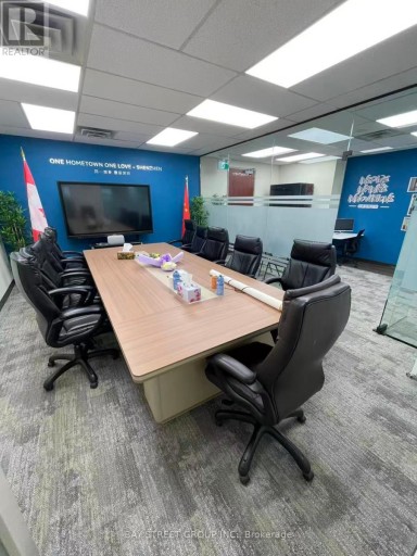 301 - 7030 WOODBINE AVENUE, Markham (Milliken Mills West), Ontario, L3R6G2