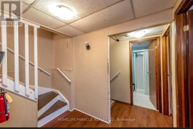 BSMT - 90 TUPPER DRIVE Thorold (Confederation Heights) Ontario photo 3