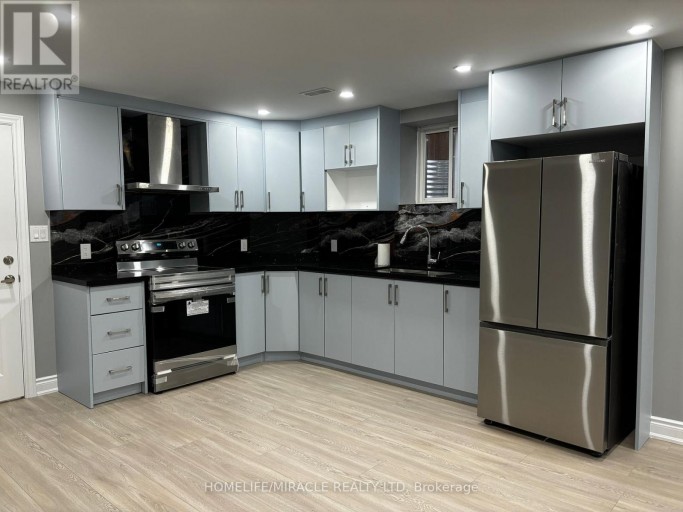 35 MERRIMAC DRIVE, Brampton (Bram West), Ontario, L6Y6K4