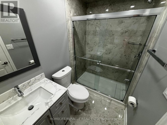 35 MERRIMAC DRIVE, Brampton (Bram West), Ontario, L6Y6K4