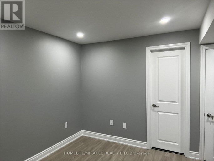 35 MERRIMAC DRIVE, Brampton (Bram West), Ontario, L6Y6K4