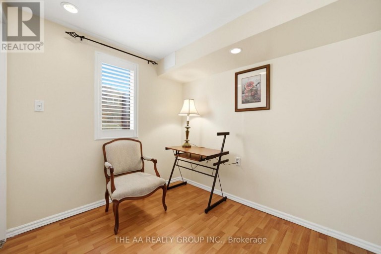 93 SAN GABRIELE PLACE, Toronto (Humber Summit), Ontario, M9L3A5