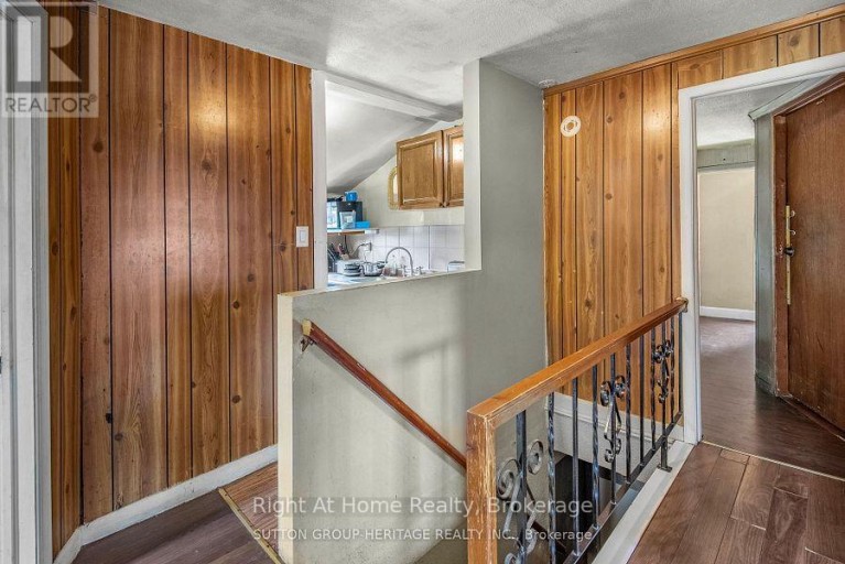 238 ALBERT STREET, Oshawa (Central), Ontario, L1H4R5