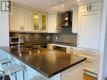 612 - 15 STOLLERY POND CRESCENT Markham (Angus Glen) Ontario photo 10