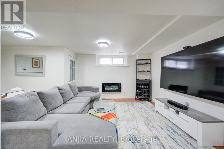 24 FRIAR TUCK ROAD, Markham (Bullock), Ontario, L3P1L9