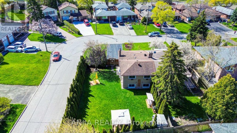 24 FRIAR TUCK ROAD, Markham (Bullock), Ontario, L3P1L9