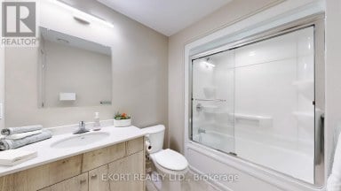 201 - 156A WIMS WAY Belleville (Thurlow Ward) Ontario photo 16