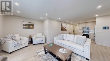203 - 156A WIMS WAY Belleville (Thurlow Ward) Ontario photo 8