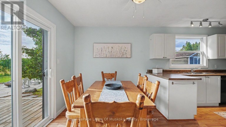 2565 SOUTH HORN LK ROAD, Magnetawan, Ontario, P0A1C0