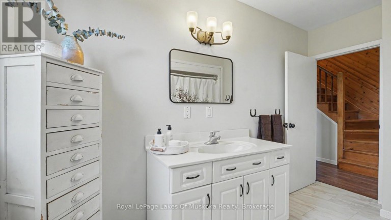 2565 SOUTH HORN LK ROAD, Magnetawan, Ontario, P0A1C0