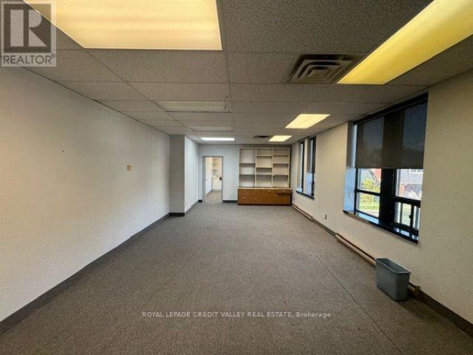 201 - 118 QUEEN STREET W, Brampton (Downtown Brampton), Ontario, L6V1B1