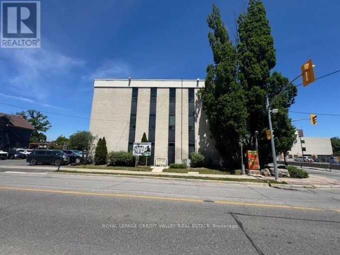201 - 118 QUEEN STREET W, Brampton (Downtown Brampton), Ontario, L6V1B1
