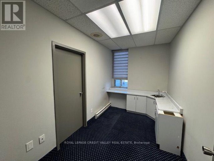 106 - 118 QUEEN STREET W, Brampton (Downtown Brampton), Ontario, L6V1B1