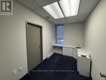 106 - 118 QUEEN STREET W Brampton (Downtown Brampton) Ontario photo 14