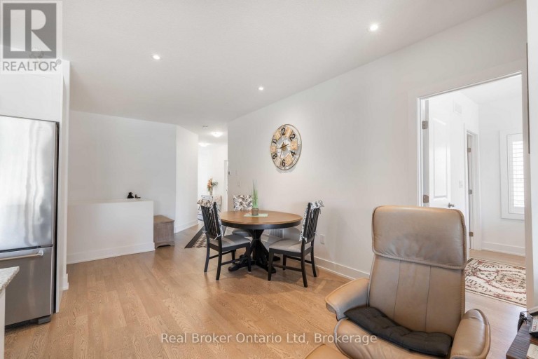 221 IRONWOOD WAY, Georgian Bluffs, Ontario, N0H1S0