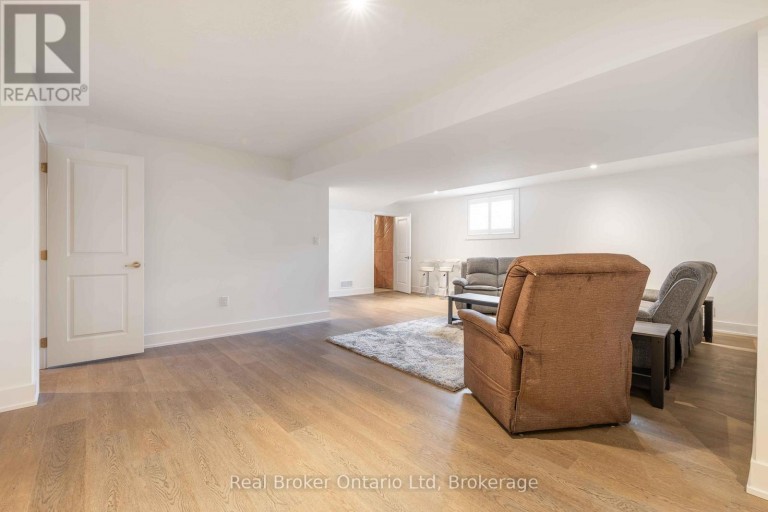 221 IRONWOOD WAY, Georgian Bluffs, Ontario, N0H1S0