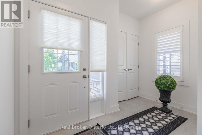 221 IRONWOOD WAY, Georgian Bluffs, Ontario, N0H1S0