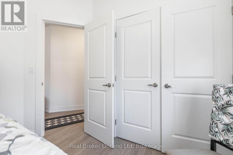 221 IRONWOOD WAY, Georgian Bluffs, Ontario, N0H1S0