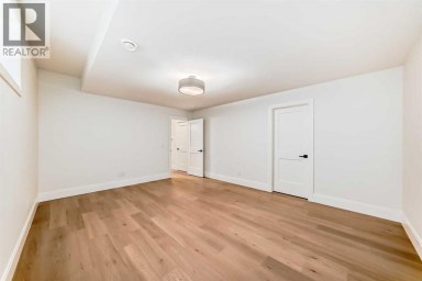 2034 52 Avenue SW Calgary Alberta photo 22