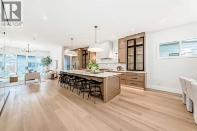 2034 52 Avenue SW Calgary Alberta photo 3