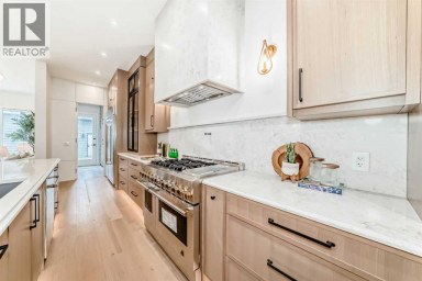 2034 52 Avenue SW Calgary Alberta photo 4
