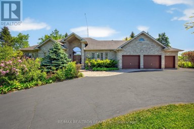 23 FAIRBAIRN GATE, East Gwillimbury, Ontario