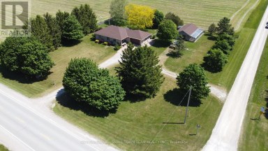 69612 BRONSON LINE South Huron (Stephen) Ontario photo 1