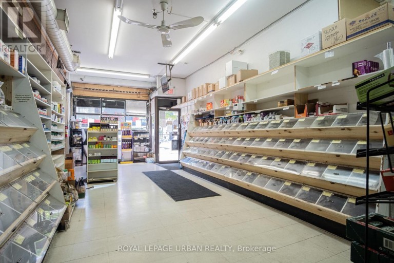 638 DANFORTH AVENUE, Toronto (Playter Estates-Danforth), Ontario, M4K1R3
