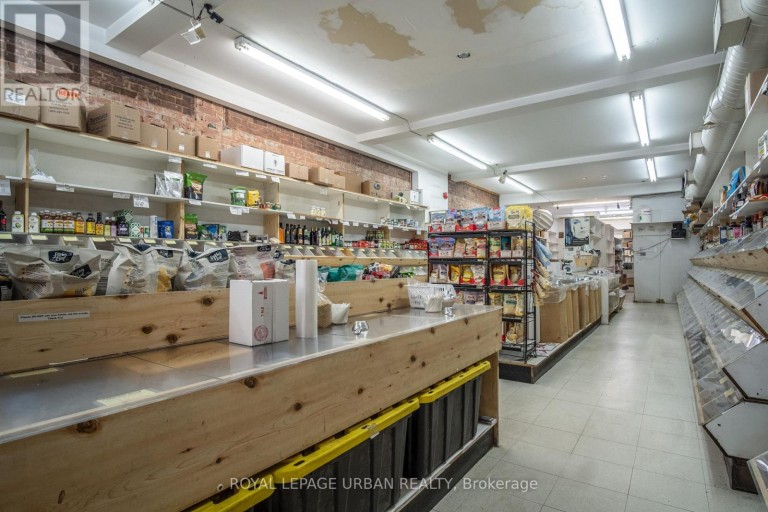 638 DANFORTH AVENUE, Toronto (Playter Estates-Danforth), Ontario, M4K1R3