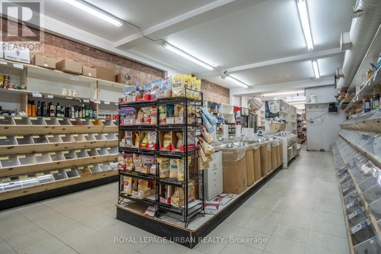 638 DANFORTH AVENUE, Toronto (Playter Estates-Danforth), Ontario, M4K1R3