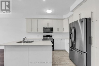 745 CHELTON ROAD London South (South U) Ontario photo 13