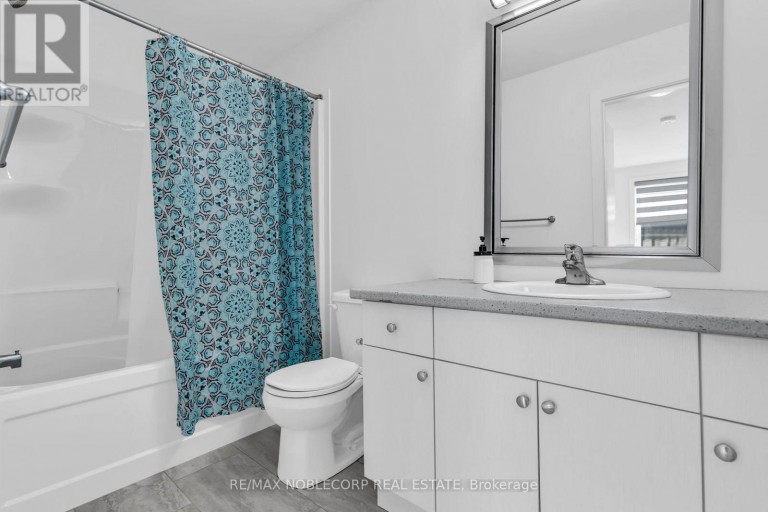 745 CHELTON ROAD, London South (South U), Ontario, N6M0A2