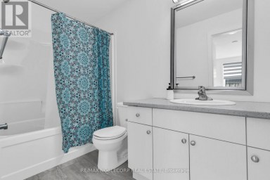 745 CHELTON ROAD London South (South U) Ontario photo 35