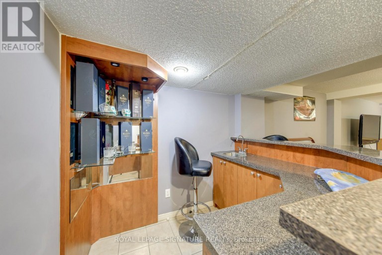 BSMT - 7197 TERRAGAR BOULEVARD, Mississauga (Lisgar), Ontario, L5N7L9