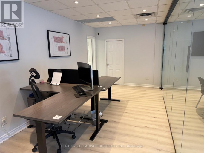 120 WILLOWDALE AVENUE, Toronto (Willowdale East), Ontario, M2N4Y2
