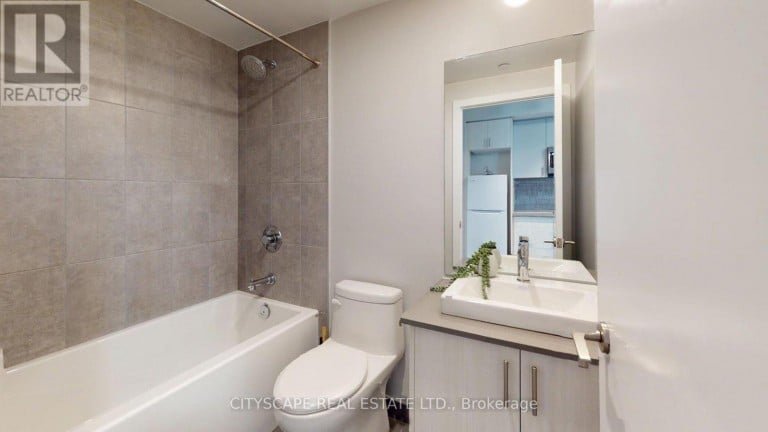 303 - 1195 THE QUEENS WAY, Toronto (Islington-City Centre West), Ontario, M8Z0H1